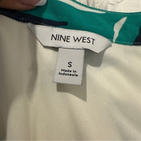 Nine West Tropical Green Leaf Sleeveless Ruffle Hem Mini Dress |Size Small (NWT) - Picture 10 of 12